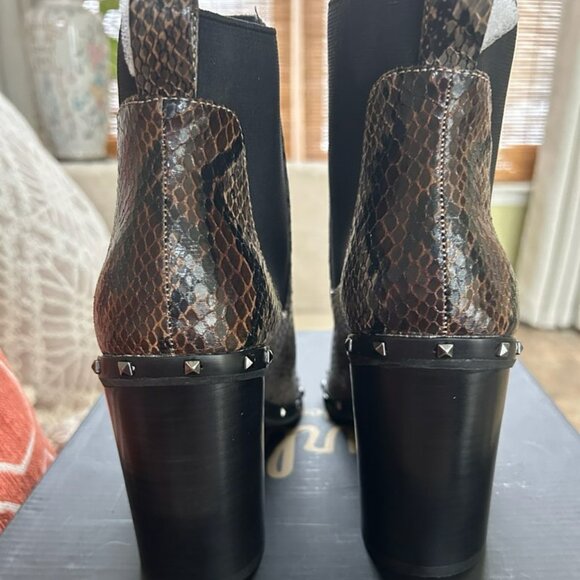 Charles By Charles David DODGER CHELSEA BOOT 8.5 - Picture 4 of 4